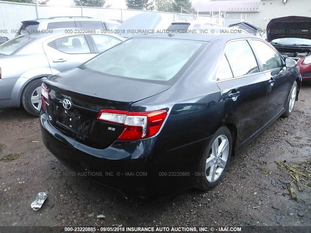 4T1BF1FK9CU149036 - 2012 TOYOTA CAMRY SE/LE/XLE შავი ფოტო 4
