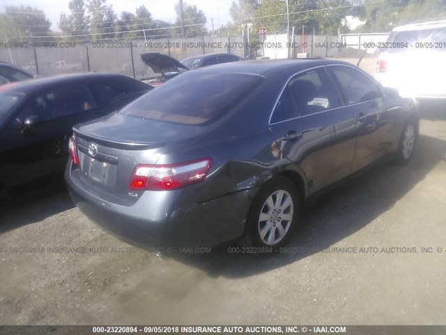 4T1BK46K37U006604 - 2007 TOYOTA CAMRY NEW GENERAT LE/XLE/SE GRAY photo 4