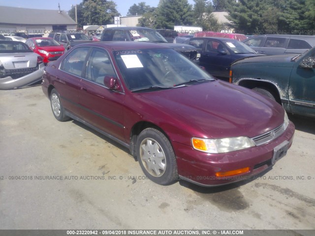 1HGCD5639VA090753 - 1997 HONDA ACCORD LX/EX RED photo 1