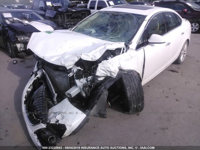 1G4PS5SK9E4155081 - 2014 BUICK VERANO WHITE photo 6