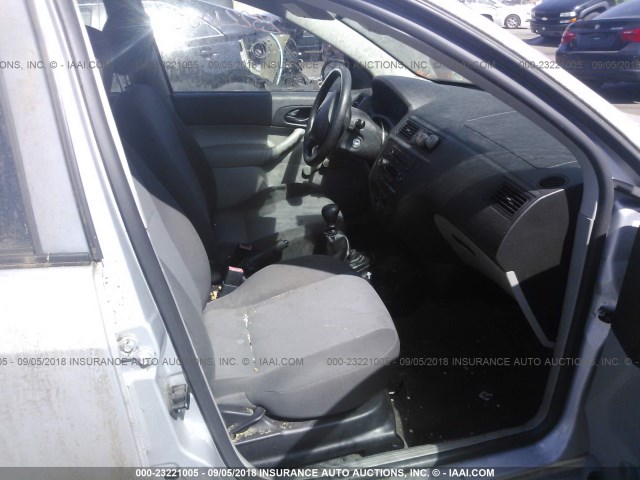 1FAFP34N77W204773 - 2007 FORD FOCUS ZX4/S/SE/SES 银色 照片 5