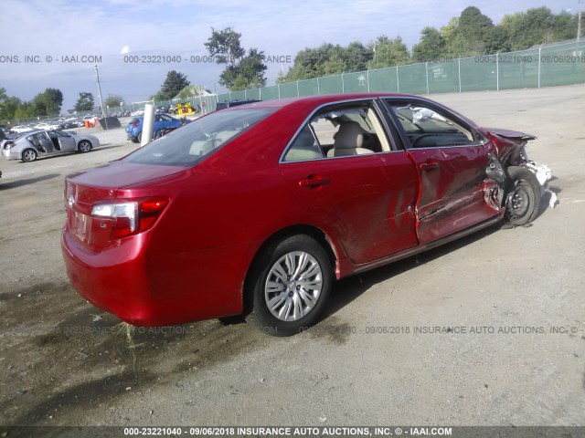 4T1BF1FK8EU795364 - 2014 TOYOTA CAMRY L/SE/LE/XLE RED photo 4
