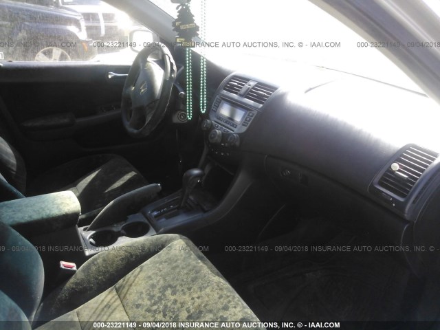 1HGCM56486A062565 - 2006 HONDA ACCORD LX SILVER photo 5