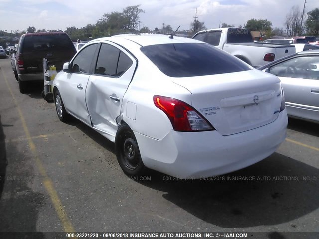 3N1CN7APXCL825685 - 2012 NISSAN VERSA S/SV/SL WHITE photo 3