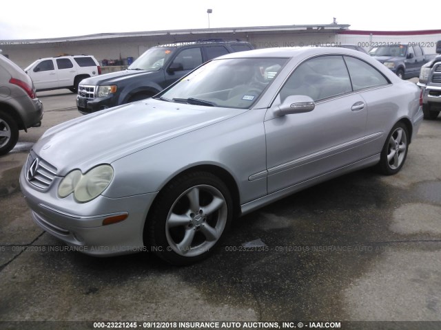 WDBTJ65J95F150271 - 2005 MERCEDES-BENZ CLK 320C SILVER photo 2