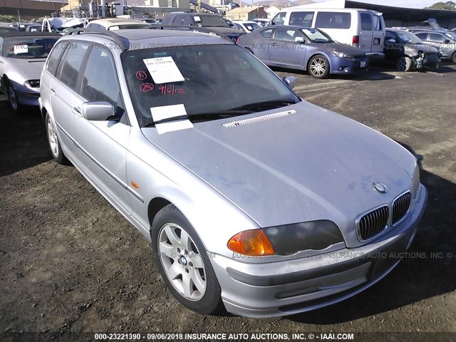 WBAAW33431ET43227 - 2001 BMW 325 IT SILVER photo 1