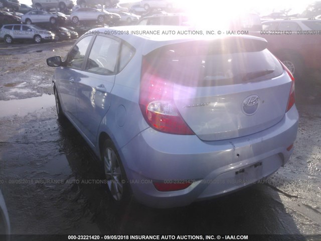 KMHCU5AE2DU108719 - 2013 HYUNDAI ACCENT GLS/SE Light Blue photo 3