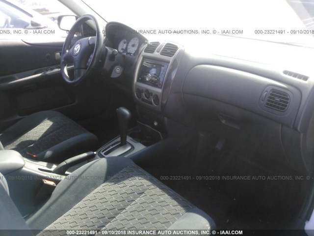 JM1BJ246821480530 - 2002 MAZDA PROTEGE PR5 银色 照片 5