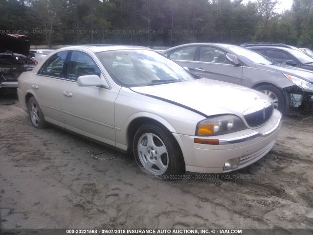 1LNHM86S8YY931885 - 2000 LINCOLN LS 奶油色 照片 1