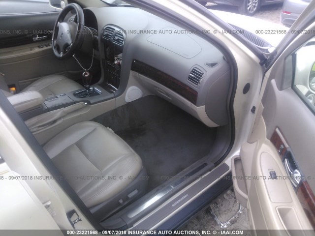 1LNHM86S8YY931885 - 2000 LINCOLN LS 奶油色 照片 5