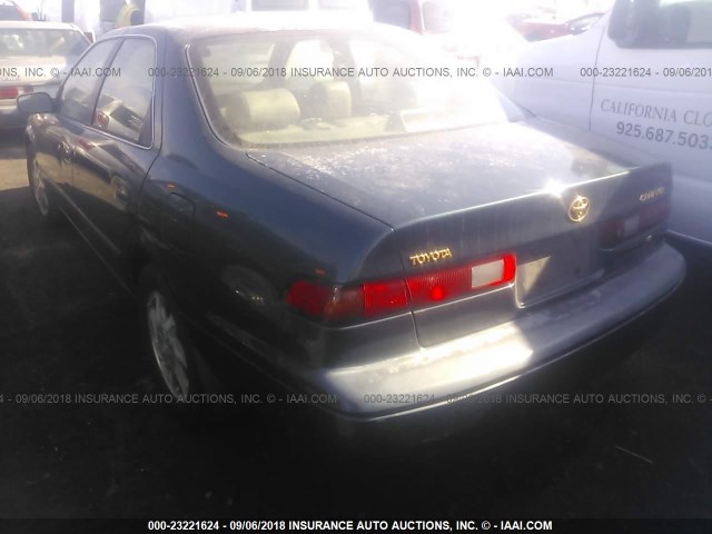 JT2BF22K4V0031382 - 1997 TOYOTA CAMRY LE/XLE GREEN photo 3