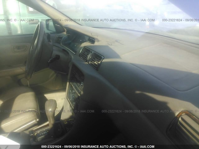 JT2BF22K4V0031382 - 1997 TOYOTA CAMRY LE/XLE GREEN photo 5