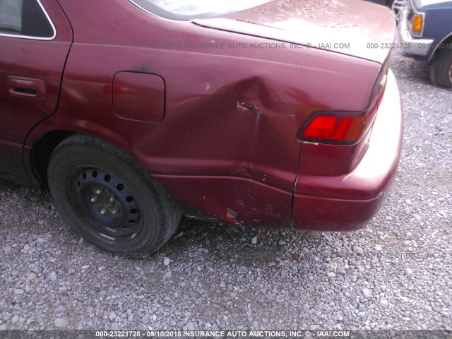 4T1BG22K4XU456788 - 1999 TOYOTA CAMRY CE/LE/XLE 红色 照片 6