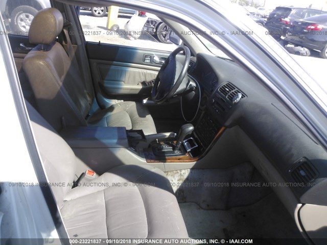 JH4KA7670NC008607 - 1992 ACURA LEGEND LS WHITE photo 5