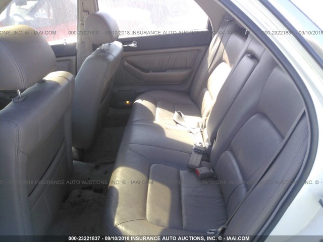 JH4KA7670NC008607 - 1992 ACURA LEGEND LS WHITE photo 8