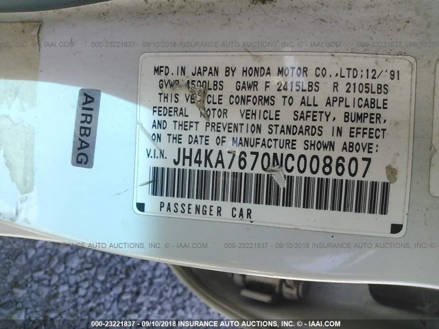 JH4KA7670NC008607 - 1992 ACURA LEGEND LS WHITE photo 9