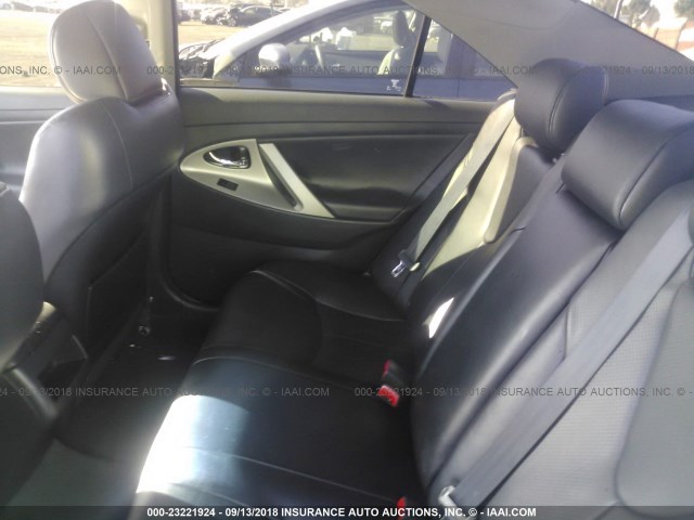 4T1BK46K97U011628 - 2007 TOYOTA CAMRY NEW GENERAT LE/XLE/SE SILVER photo 8