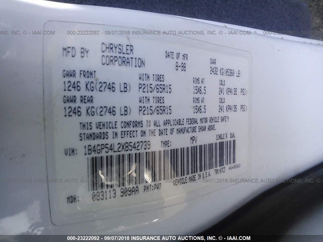 1B4GP54L2XB542739 - 1999 DODGE GRAND CARAVAN LE WHITE photo 9