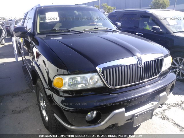 5LMFU28R12LJ09123 - 2002 LINCOLN NAVIGATOR BLACK photo 1