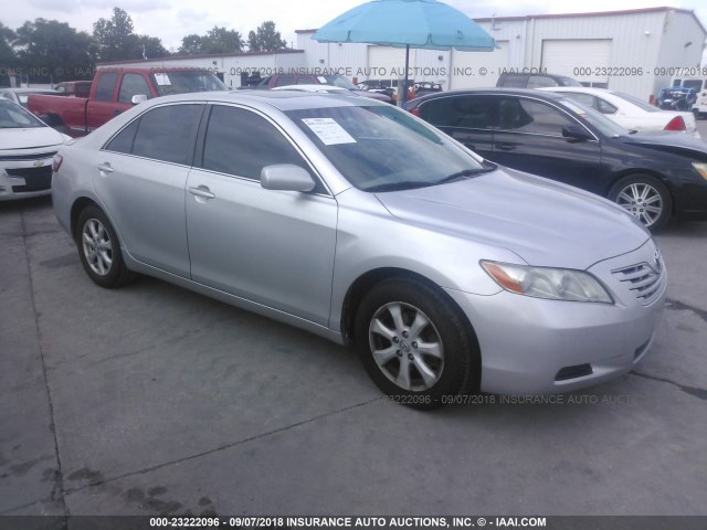 4T4BE46K49R101737 - 2009 TOYOTA CAMRY SE/LE/XLE SILVER photo 1