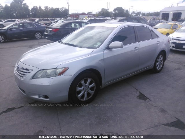 4T4BE46K49R101737 - 2009 TOYOTA CAMRY SE/LE/XLE SILVER photo 2