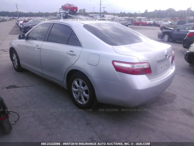 4T4BE46K49R101737 - 2009 TOYOTA CAMRY SE/LE/XLE SILVER photo 3