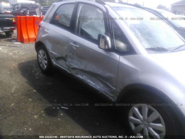 JS2YA5A36A6300197 - 2010 SUZUKI SX4 SILVER photo 6