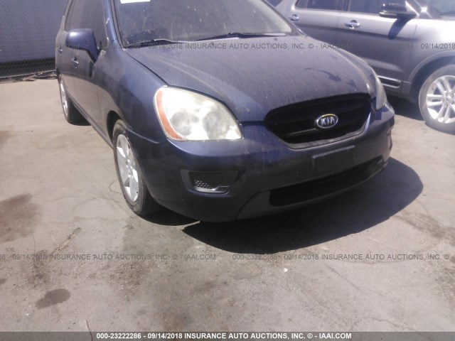 KNAFG526X77117894 - 2007 KIA RONDO LX/EX BLUE photo 6