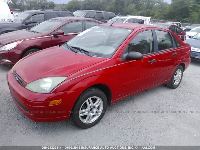 1FAFP34354W120901 - 2004 FORD FOCUS SE COMFORT/SE SPORT RED photo 2