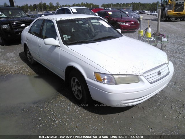 4T1BG22K0XU406115 - 1999 TOYOTA CAMRY CE/LE/XLE 白色 照片 1