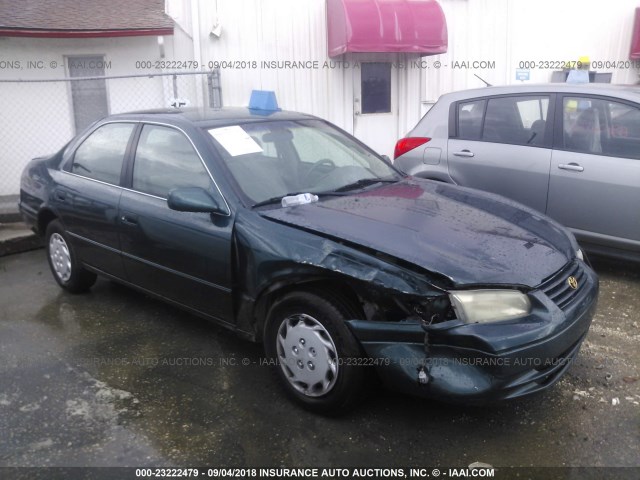 4T1BG22K6WU846015 - 1998 TOYOTA CAMRY CE/LE/XLE 绿色 照片 1