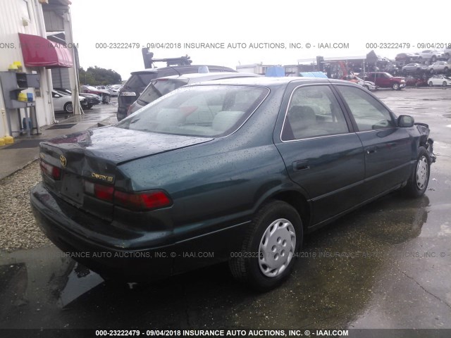 4T1BG22K6WU846015 - 1998 TOYOTA CAMRY CE/LE/XLE 绿色 照片 4