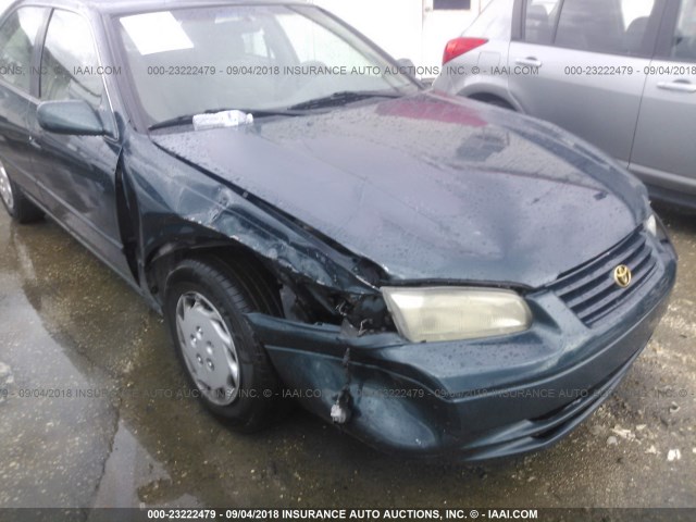 4T1BG22K6WU846015 - 1998 TOYOTA CAMRY CE/LE/XLE 绿色 照片 6