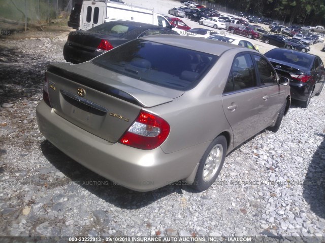 4T1BE32K23U213292 - 2003 TOYOTA CAMRY LE/XLE/SE GOLD photo 4