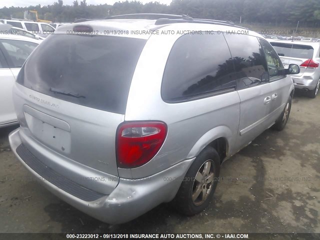 2D4GP44L55R264028 - 2005 DODGE GRAND CARAVAN SXT GRAY photo 4