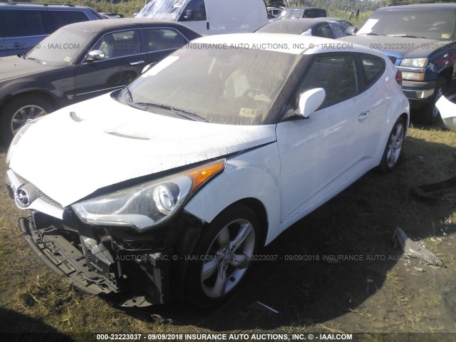 KMHTC6AD8EU207787 - 2014 HYUNDAI VELOSTER WHITE photo 2