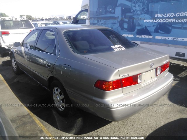 4T1BG22K7YU003900 - 2000 TOYOTA CAMRY CE/LE/XLE 棕色 照片 3