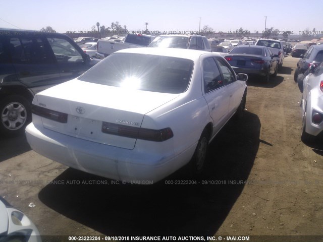 4T1BG22K6XU391491 - 1999 TOYOTA CAMRY CE/LE/XLE 白色 照片 4