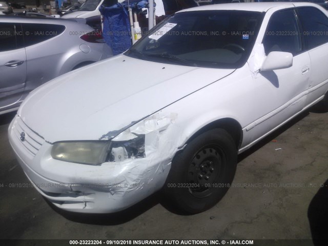 4T1BG22K6XU391491 - 1999 TOYOTA CAMRY CE/LE/XLE 白色 照片 6