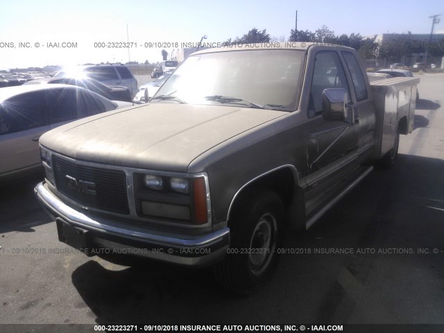 2GTGC39N4J1558431 - 1988 GMC GMT-400 C3500 BROWN photo 2