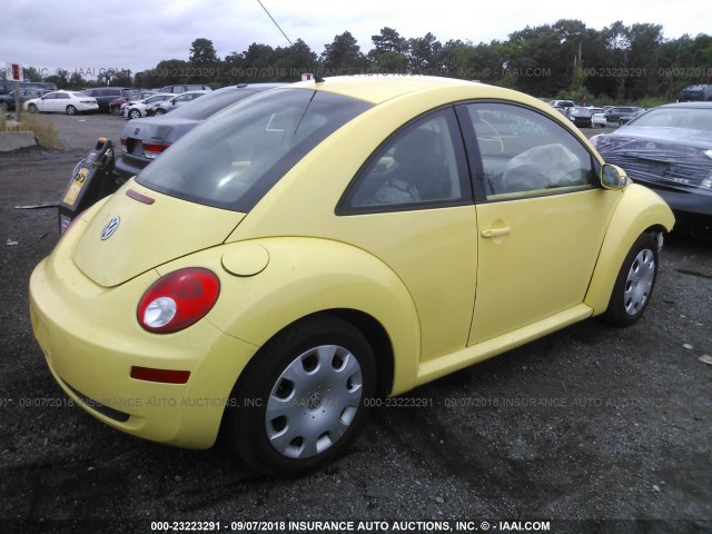 3VWPG3AG0AM011633 - 2010 VOLKSWAGEN NEW BEETLE 黄色 照片 4