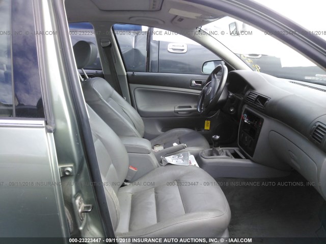 WVWPD63B33E369168 - 2003 VOLKSWAGEN PASSAT GLS GRAY photo 5