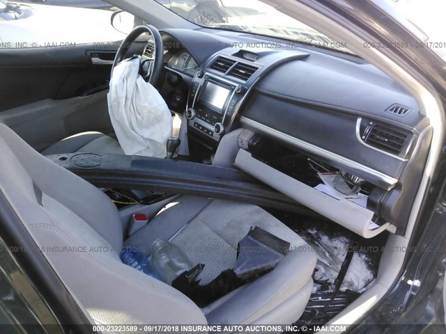 4T4BF1FK3DR277618 - 2013 TOYOTA CAMRY L/SE/LE/XLE Qara foto 5
