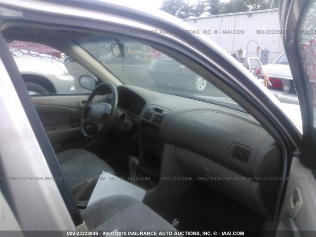 2T1BR12E0XC185633 - 1999 TOYOTA COROLLA VE/CE/LE 金色 照片 5