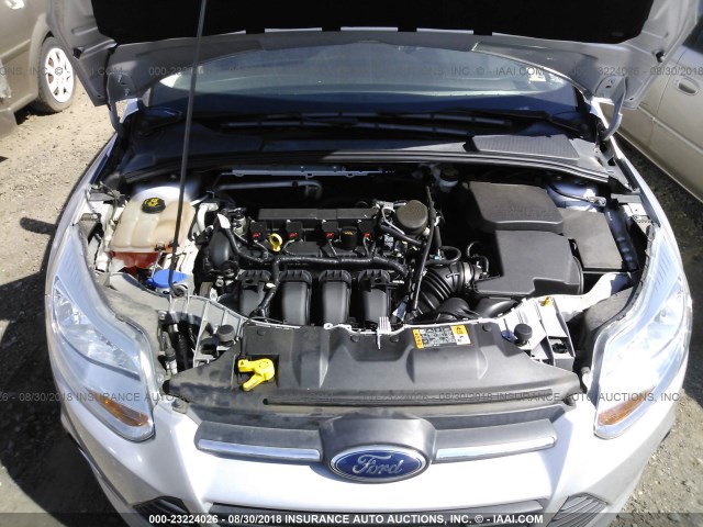 1FADP3F23EL402128 - 2014 FORD FOCUS SILVER photo 10