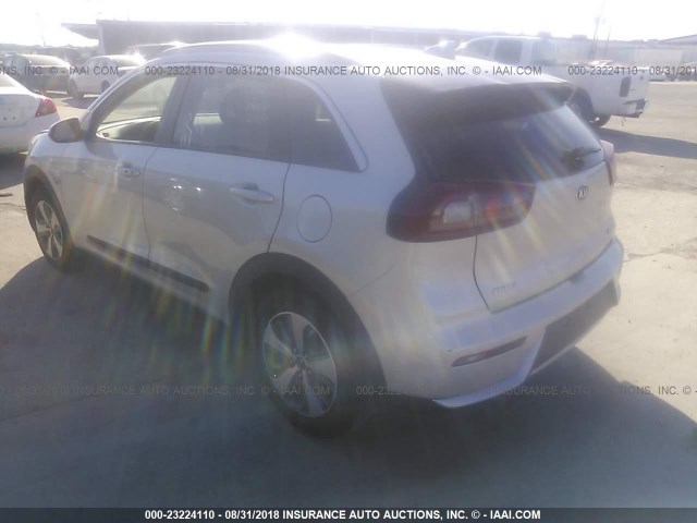 KNDCB3LC5J5151757 - 2018 KIA NIRO FE/LX SILVER photo 3