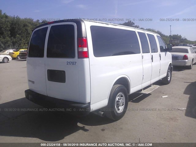 1GAZGZFG3C1151787 - 2012 CHEVROLET EXPRESS G3500 LS 白色 照片 4
