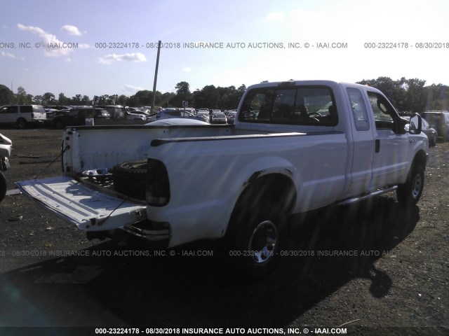 1FTNX21LX3ED75116 - 2003 FORD F250 SUPER DUTY WHITE photo 4