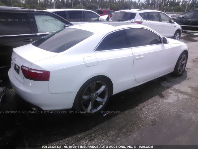 WAUDK78T59A010806 - 2009 AUDI A5 QUATTRO WHITE photo 4