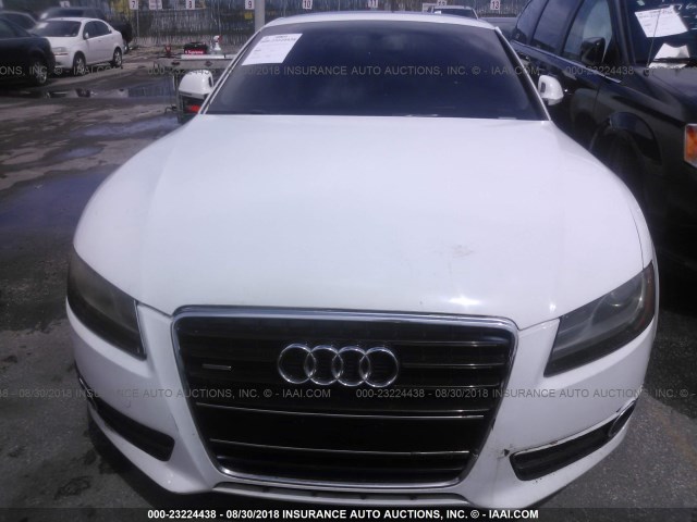 WAUDK78T59A010806 - 2009 AUDI A5 QUATTRO WHITE photo 6